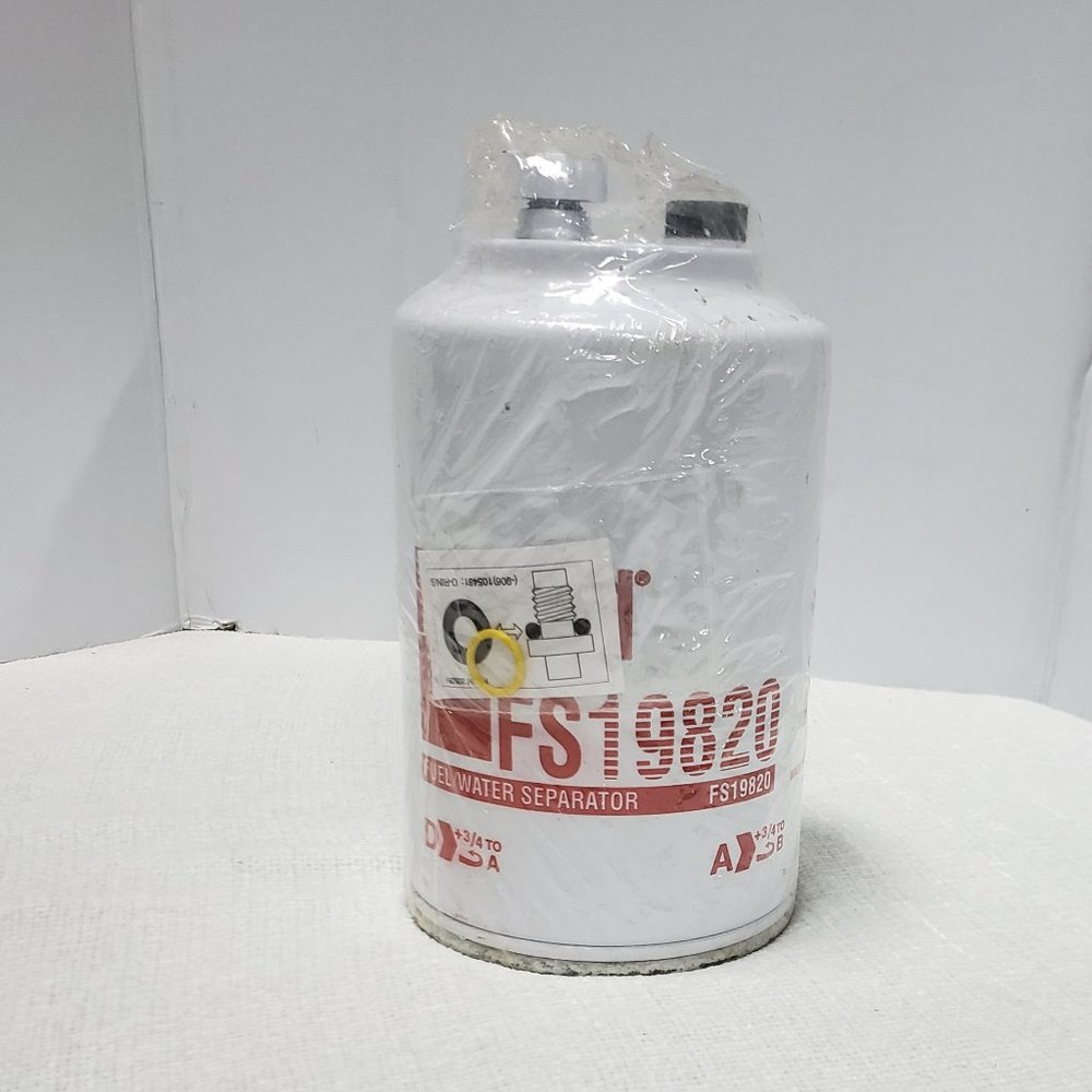 Fleetguard FS19820 Fuel/Water Separator Filter Sealed